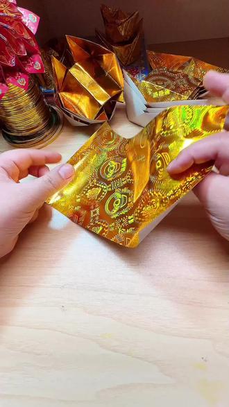 今天我们一起来折钱粮宝,把这份惦念传过去。#思念是一种会呼吸的痛 #钱粮宝#文明祭祀#孝心传递 #文明祭哀思