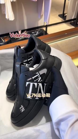 Valentino华伦天奴 VL7N 织物皮革 小牛皮饰带网眼面料运动低帮 低帮 时尚板鞋 男款 白黑
