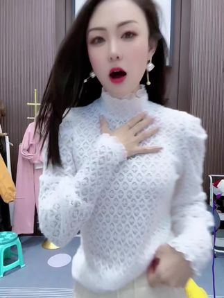 #蕾丝打底衫 #甜美穿搭 ##内搭外穿都好看 #加绒打底衫 #打底衫