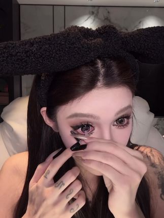 怎么会有这么好看又显色的眼珠珠~还都是半年抛!!一副比一副美#隐形眼镜#美瞳种草#美瞳#半年抛#supercolor美瞳