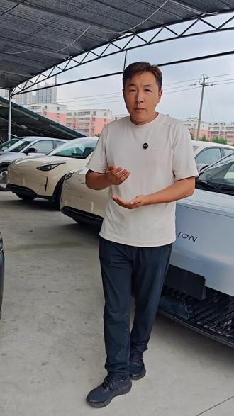 性价比高的新能源车推荐 比亚迪秦plus4万多准新车,55续航混动版比亚迪秦plus#驻马店老田 #比亚迪秦plus #性价比高的电动车推荐 #二手车真实生活