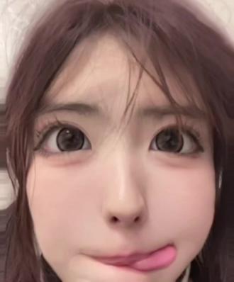 老婆我在法国排队他们老挤我