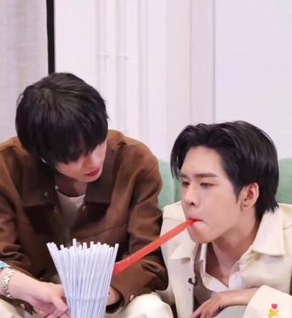 来看小save的“训狗文学”,冷脸时帅炸了咪!!🤭🤭🤭🤭#Auausave #savewrg #auautnp #他泰 #cp