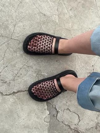 #夏天该有的样子 #夏天穿搭 #夏季凉鞋 #美鞋控