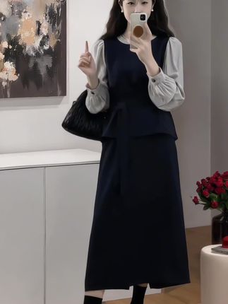大码设计感撞色时尚气质韩版通勤假两件上衣半身裙两件套套装女#韩版穿搭 #大码设计 #气质这一块拿捏死死的 #时尚穿搭 #显瘦显高显气质
