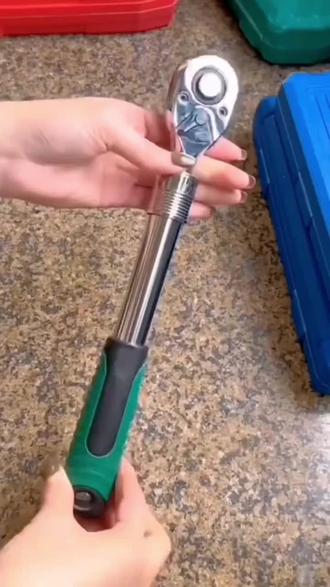 #好物推荐 旋耕机灭茬机刀片拆卸工具雷沃沃德收割机履带72齿可伸缩棘轮扳手#棘轮扳手 #可神缩棘轮扳手