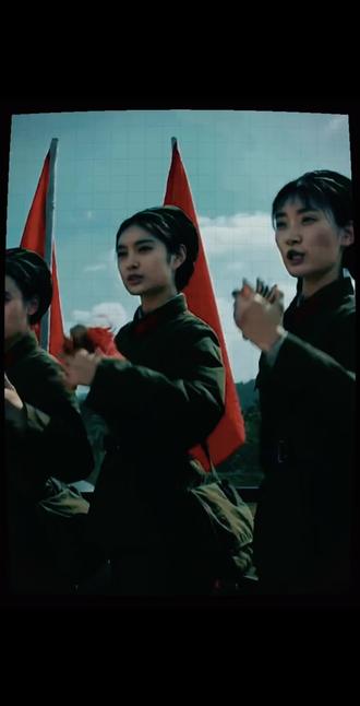 这本《英语的基本规律 速成记忆法》 这本《英语的基本规律 速成记忆法》,1988年出版,王克谦编,光明日报出版社出的,213页,定价两块五。那个年代,无数被单词折磨的年轻人,就是揣着这本小册子,第一次发现——英语原来是讲理的。#老书 #绝版书 #英语 #基本规律