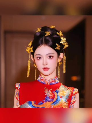 新中式旗袍国风精致蝴蝶发簪套装订婚造型高级龙凤褂新娘秀禾头饰#蝴蝶发簪 #秀禾服头饰 #中式造型 #凤冠霞帔 #新娘头饰