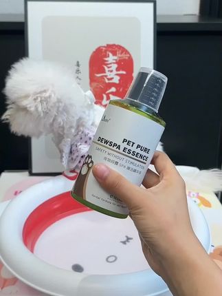 免洗纯露精华液,小狗小猫夏天用它搓一搓,不伤手、不伤毛发,能翻新小脏猫狗##萌宠洗澡 #萌宠好物