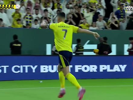 梅罗同联赛要成真了?美职联球队已正式询价C罗! #上热门 @DOU+小助手 #足球 #C罗 #中国体育彩票 #北单