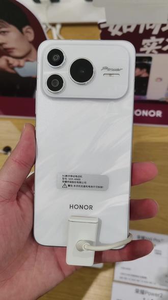 #荣耀power2
荣耀手机
智能Ai之YOYO智能体