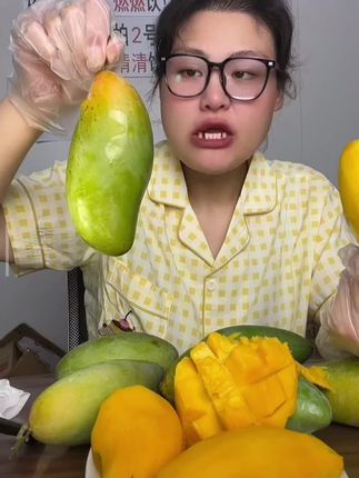 广西的金煌芒呀姐妹们,果肉厚实汁水多甜度高,喜欢的姐妹们多拍几单。