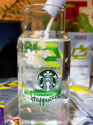 运动可以什么都不喝,但是电解质水一定要备上,诺特兰德电解质个位数就到手7条,运动一小时后冲一条,补水又补充电解质#电解质水 #诺特兰德 #运动 #好喝不贵 #超便宜超划算