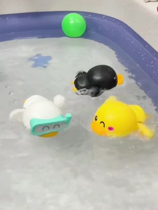 戏水小乌龟海豚游泳小孩趣味玩具男孩女孩小黄鸭沐浴鸭子花洒玩具#洗澡玩具 #戏水玩具 #戏水玩具小鸭子 #戏水戏水 #抖加小助手