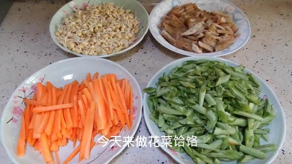 百吃不厌的山西面食,炖肉饸饹,花菜饸饹,美味极了! #在家做美食 #炖肉饸饹 #花菜饸饹