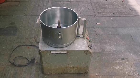 厨具维修/价格暴涨,客户让我把报废的绞肉机起死回生