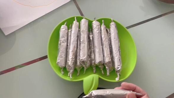 今天给弟弟做的田园时蔬牛肉肠😋方便又简单 #自制香肠 #在家做美食 #宝宝辅食