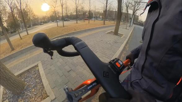 公路车骑行如何变速,首次练习公路车变速,新手直呼真的太难了#公路车 #骑行 #公路车变速