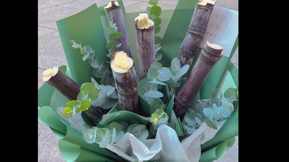 甘蔗花束寓意着收花的人苦尽甘来,也象征着未来一切都可以节节高#甘蔗花束的寓意 #掂过碌蔗 #水果花束 #万物皆可包