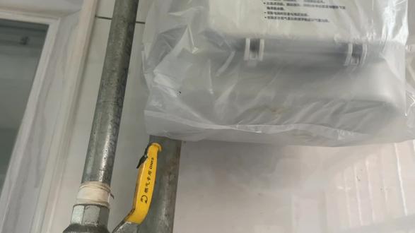 昨天家里的燃气表坏了换一个新表今天去燃气公司结算