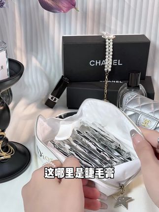 气质翻倍少不了根根分明太阳花睫毛,请大数据快把这个三资堂睫毛打底膏推给不会刷睫毛的姐妹吧!