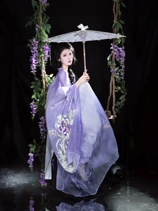 大数据请把这个水润持妆的粉底液推给有需要的姐妹~#底妆推荐#粉底液#遮瑕粉底液#妆前妆后