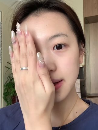 请大数据把这个视频推给需要的人~#底妆分享#妆前妆后#粉底液推荐