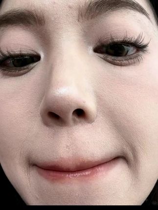 大数据请把这个水润持妆的粉底液推给有需要的姐妹~#底妆推荐#妆前妆后#防水防汗不脱妆
