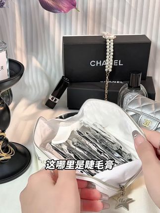 气质翻倍少不了根根分明太阳花睫毛,请大数据快把这个三资堂睫毛打底膏推给不会刷睫毛的姐妹吧!