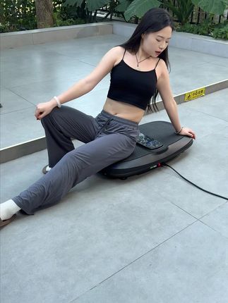 长期久坐,每天还不愿意运动,站在上面玩手机看书的时间就能管理身材#抖抖机#律动机#居家锻炼#于荣光