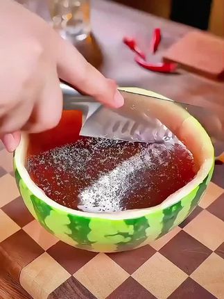 简单的快乐就是在家来上一份双皮奶,做法简单,味道不输甜品店!# 双皮奶