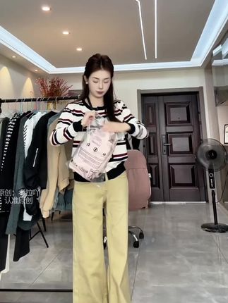 女2025新款粉色运动卫衣修身上衣女装秋季穿搭秋冬春季三季可穿