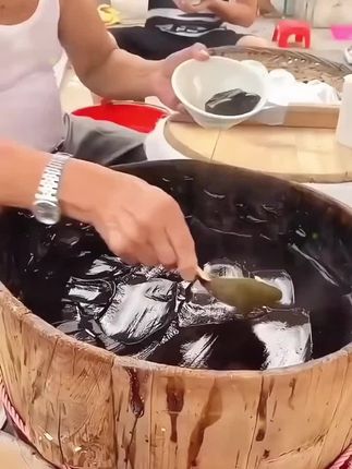 奶茶店用到的烧仙草,奶茶好搭档#烧仙草,春季踏青,好吃哦!