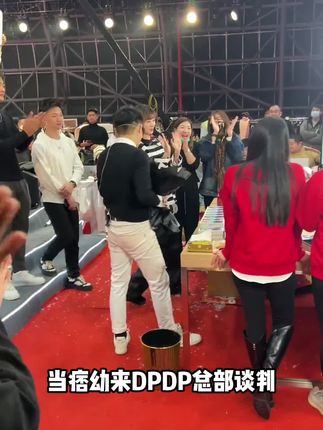 请大数据把这个视频推给需要的人~#底妆分享#妆前妆后#粉底液推荐