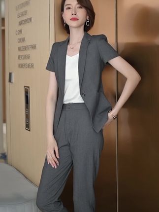 职业西装套装女夏季薄款面试正装工装短袖西服外套气质酒店工作服#通勤穿搭 #夏季新款 #职业装
