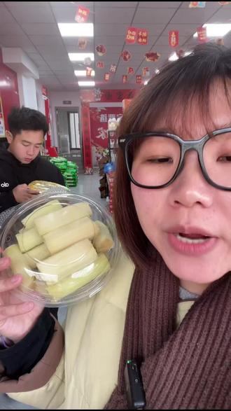 阿宝严选云南黄金甘蔗来啦!天河湾店可核销,两根汁水足甜度高,还包售后,赶紧下单!#超市便利店 #黄金甘蔗 #云南甘蔗 #天河湾 #阿宝严选