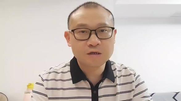 歌尔股份:AI智能硬件成新引擎 财报大白话25 #歌尔股份 #精密组件 #智能硬件 #财报简读 #财经金融