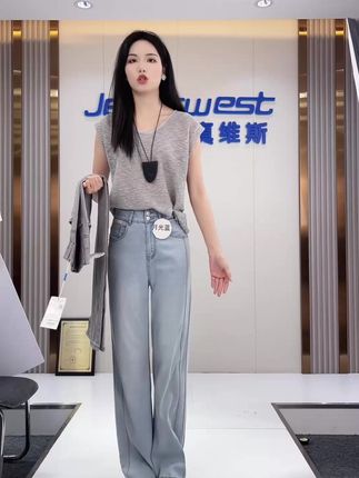 简直不要太爱 #牛仔裤 #显高显瘦 #百搭神裤