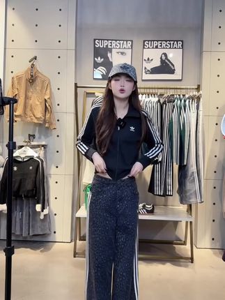 超显气质的休闲裤,25年豹纹裤