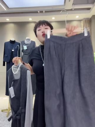 1. 穿阔腿裤的女生到底有多帅
