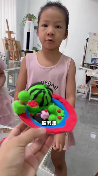 哎老师,画舍有啥活动?童谣画舍放大招,原价172的科幻画手抄报现98块!能让娃脑洞大开,灵感不断,慈利家长别错过这惊喜! #模型玩具 #儿童手工 #手工纸箱恐龙 #幼儿美术 #小伶玩具