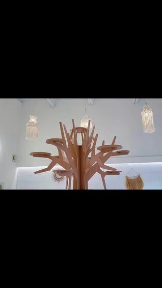 上榜朝阳区新奇体验人气榜的猫檐娱乐猫咖馆,位于西大望路。工作日单人撸猫65元(原价156 元),猫猫可爱听话,还能喝饮品,抖音4.7分。快带姐妹冲,左下团购! #放松解压好去处 #发现好地 #好店推荐 #休闲娱乐来一下 #跟着抖音去度假