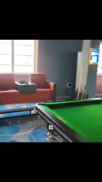 爱打台球看过来!胜坨路龙小球,原价119两小时现69.8,约兄弟冲,钱包不痛! #小铁自助台球全民狂欢节 #乒乓 #犟驴台球 #台式桌球 #一个人打台球怎么打