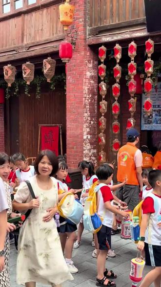 莆田县巷逸华非遗体验馆超好玩!现19.9元享一小时半自助拼豆,原价29.9,能自制灯笼,上榜热销榜,评分4.6。速购! #散心之旅 #放松解压好去处 #靠谱商家 #去想去的地方 #周末时光