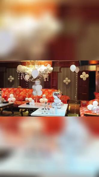 虹桥南路奈斯派对搞大事!生日派对不用愁,小包厢气球布置骨折价!原价 588 元梦幻场景,现 299 元拿下。彩虹气球似云朵,宝宝欢笑超快乐,速来充值快乐! #活动搭建 #气模 #宴会 #过寿 #花艺师