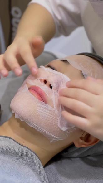 泉心美舍深层清洁仅29.9!美容师手法专业,打通毛孔垃圾,做完脸蛋提亮顺滑。它是阳泉美容好评榜选手,抖音评分4.7。爱熬夜、出油暗沉的姐妹快囤,手慢无,冲! #禅疗 #洗眼 #美业人加油 #禅主题头疗 #洗眉