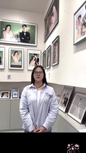 洛可可摄影放大招!原价1136全家福套餐现399,大画框、摆台、相片一应俱全。后稷街店修图超棒,快约全家体验,乐开花! #儿童摄影培训 #古装秀 #影棚改造 #宝宝照 #探店加油