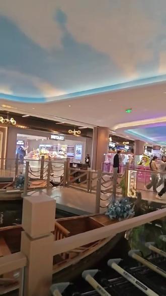 家人们,汉中门大街九色鹿私汤床房宝藏公寓来袭!两天一晚 199,原价 302 骨折价,周销狂飙两倍。智能投屏、洗衣便利,出门 990 米到纪念馆。服务贴心,周末速冲,手慢无! (热门日期或节假日可能存在加价情况,详细信息可见商品详情页说明)#一字型小公寓布置 #海外房产 #5平米有多大 #公寓房 #改善