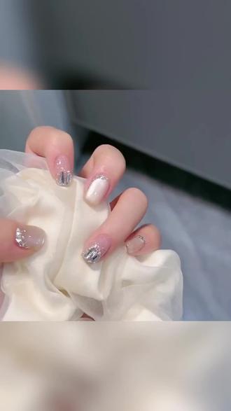 梵莎美甲放大招!119元光疗建构+饰品套餐,基础护理、款式任选,卸甲贴心,7天免费修补,全国连锁,速来! #全华美甲是什么 #做美甲后能洗澡吗 #做美甲对身体好吗 #美甲延长甲 #周末去哪玩