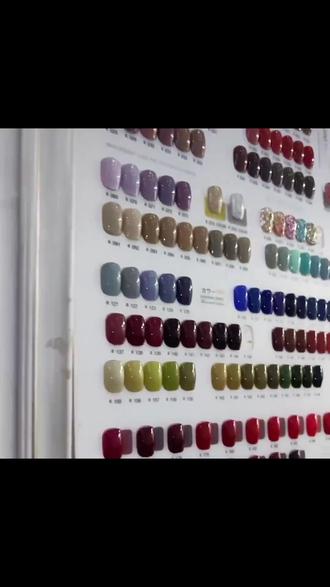姐妹们,临桂大道女王美甲店69.9元光疗胶套餐!单色显白,彩绘炸场,7天免费修补,冲! #做美甲后一般多久可以洗澡 #穿戴式美甲 #美甲图片分享 #水晶甲矫正一般多久换一次 #鹌鹑蛋美甲